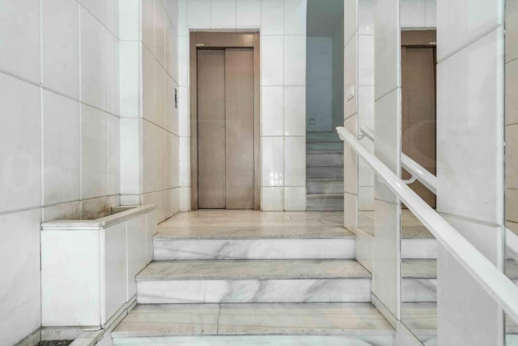 Spacious & Authentic Apartment By Rems มาลากา ภายนอก รูปภาพ